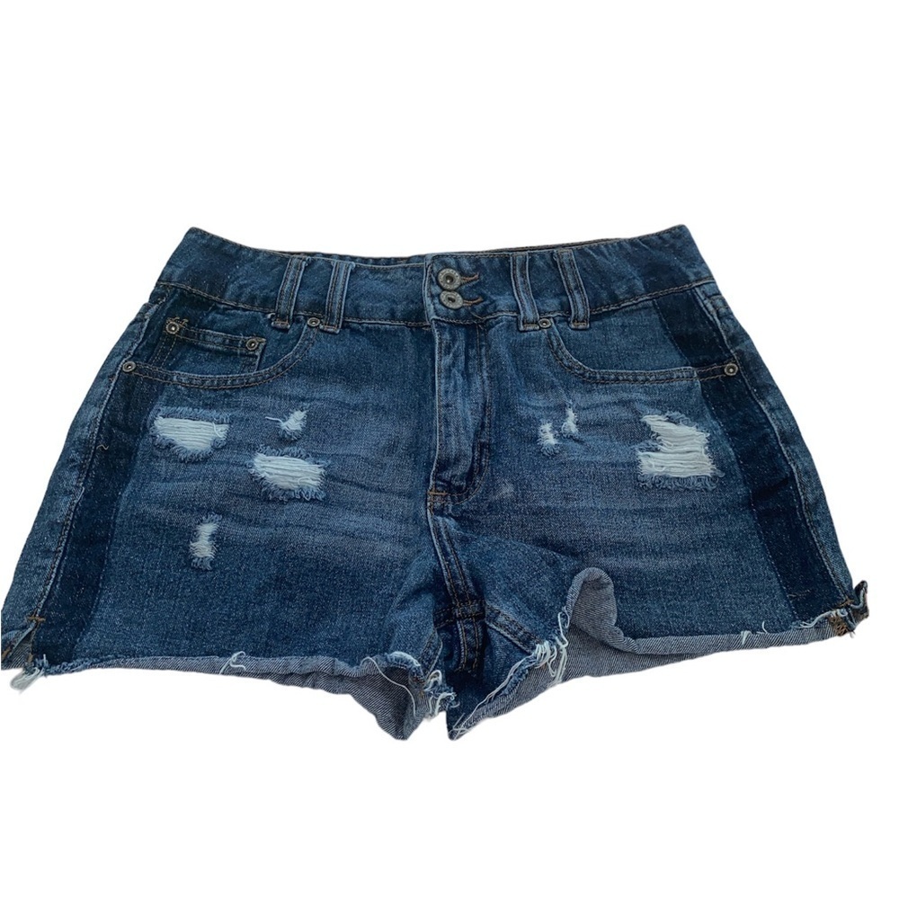 Maurice’s jean shorts cut off style button/zip distressed ragged hem Size 3/4